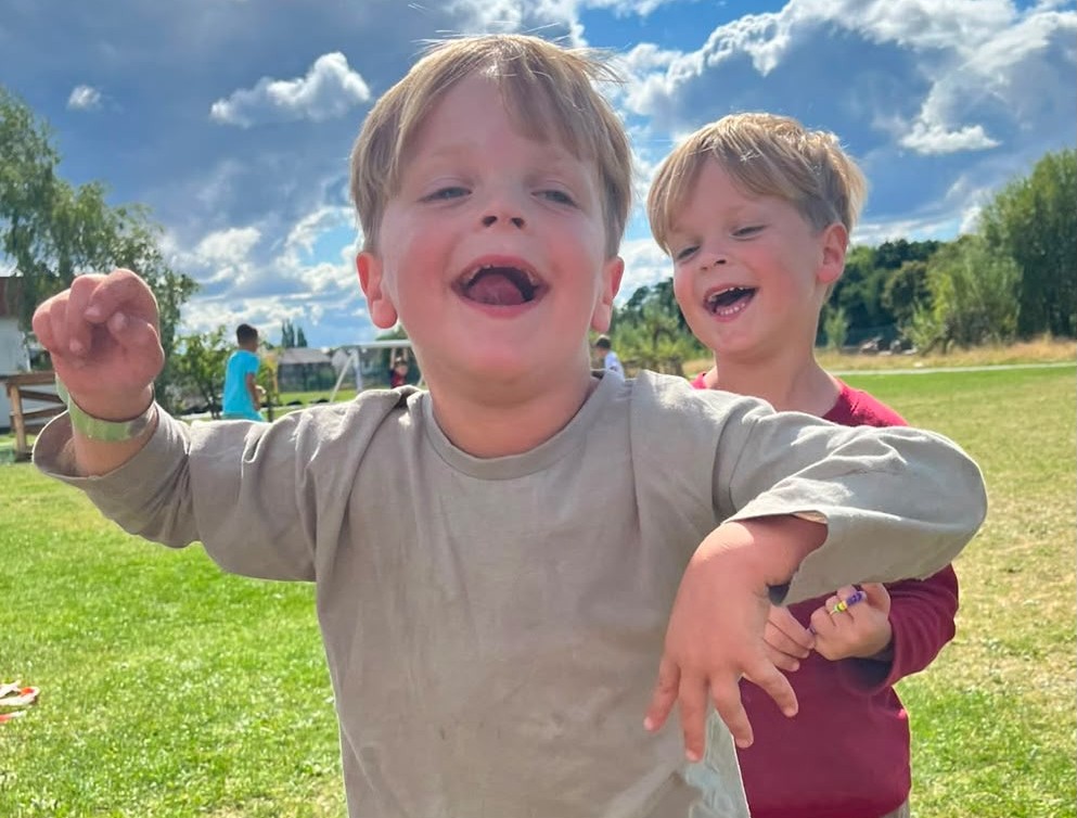 siblings at Holiday Club